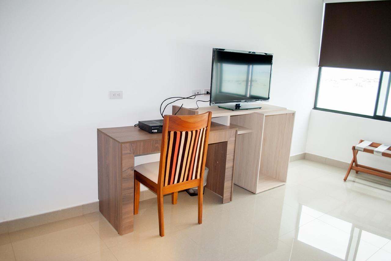 Hotel - Centro Comercial Punta Del Mar Salinas (Santa Elena) Δωμάτιο φωτογραφία